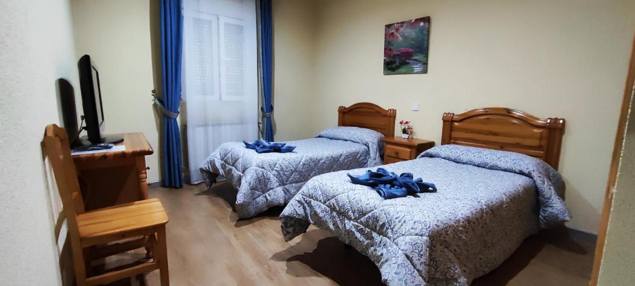 Hostal Hotel El Chato El Barraco Dış mekan fotoğraf